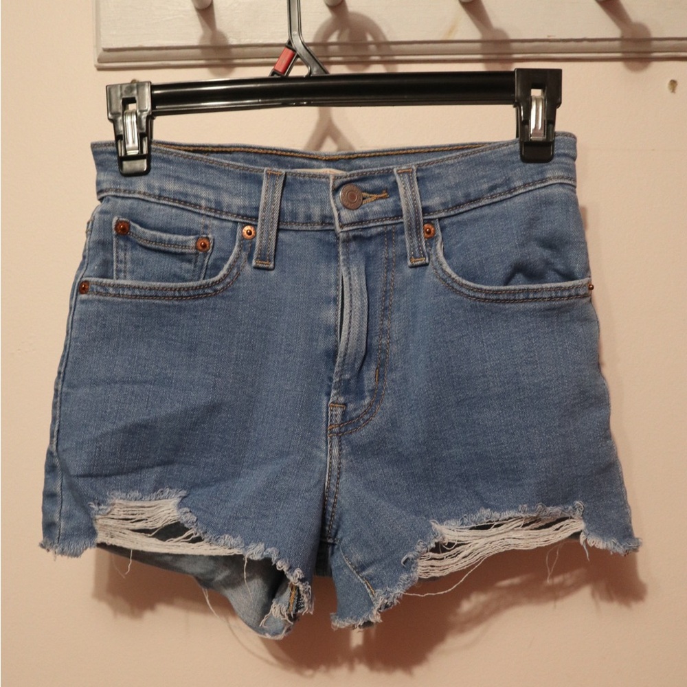 Levi’s high rise shorts short taille haute